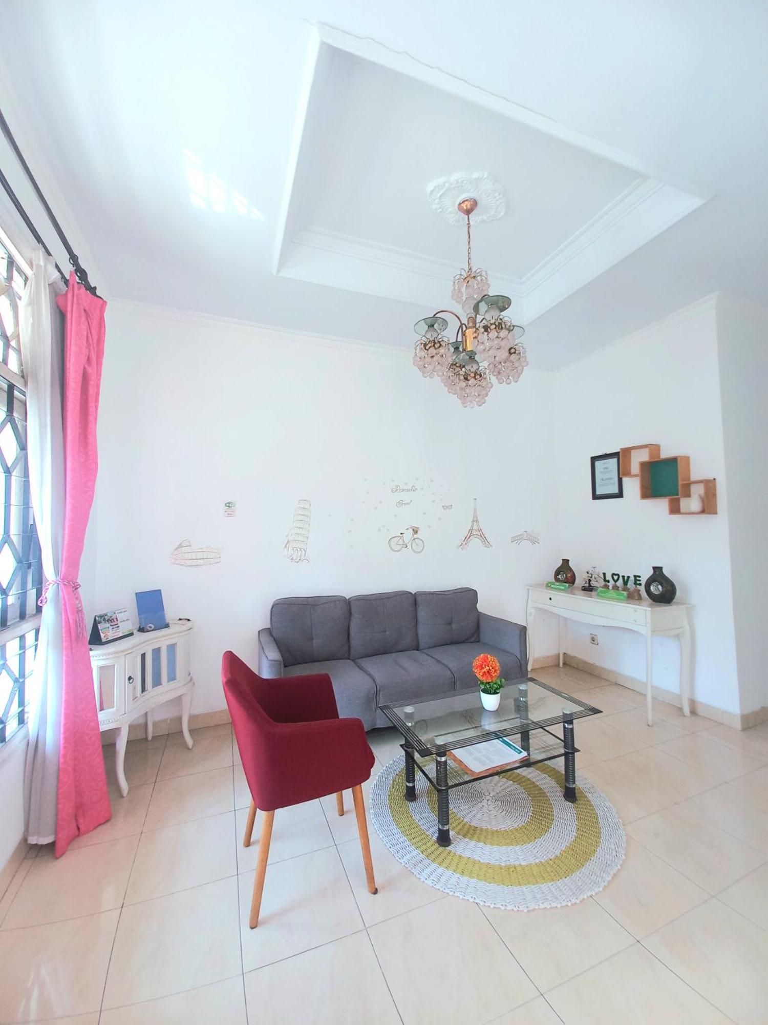 Homestay Jogja Dekat Gembiraloka By Simply Homy Jogyakarta Zewnętrze zdjęcie